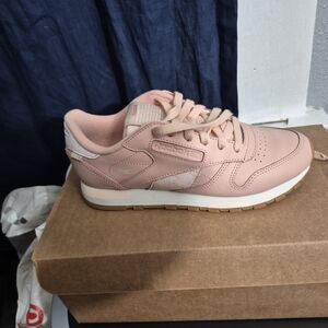 Reebok Pink Leather Sneakers Classic Design
